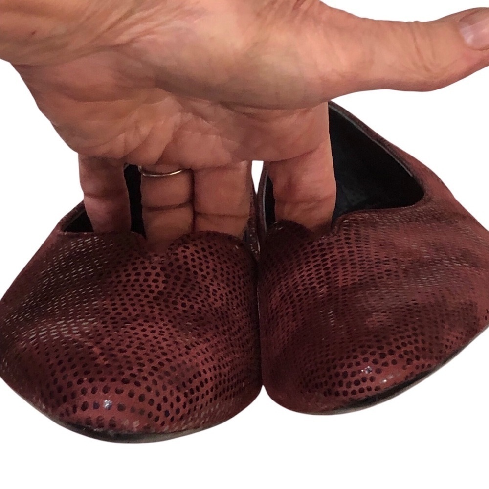 Vaneli Ganet Burgundy Leather Lizard Embossed Pointed Toe Flats Shoes 10N - Picture 6 of 9